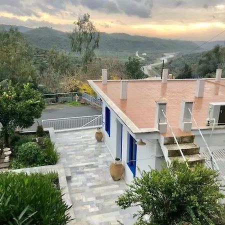 αρχοντικό της ευτυχίας 1 * Githio