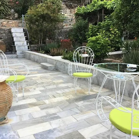 αρχοντικό της ευτυχίας 1 Villa Gythio